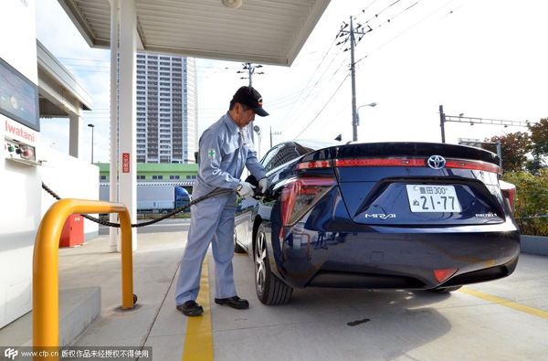 Free patents to shake up fuel cell car sector