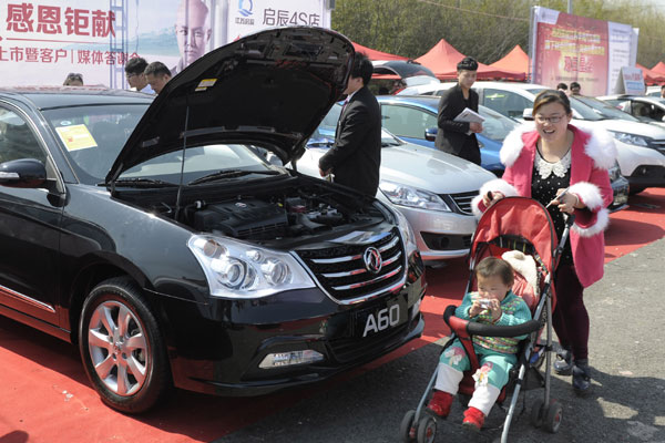 China auto sales decelerate