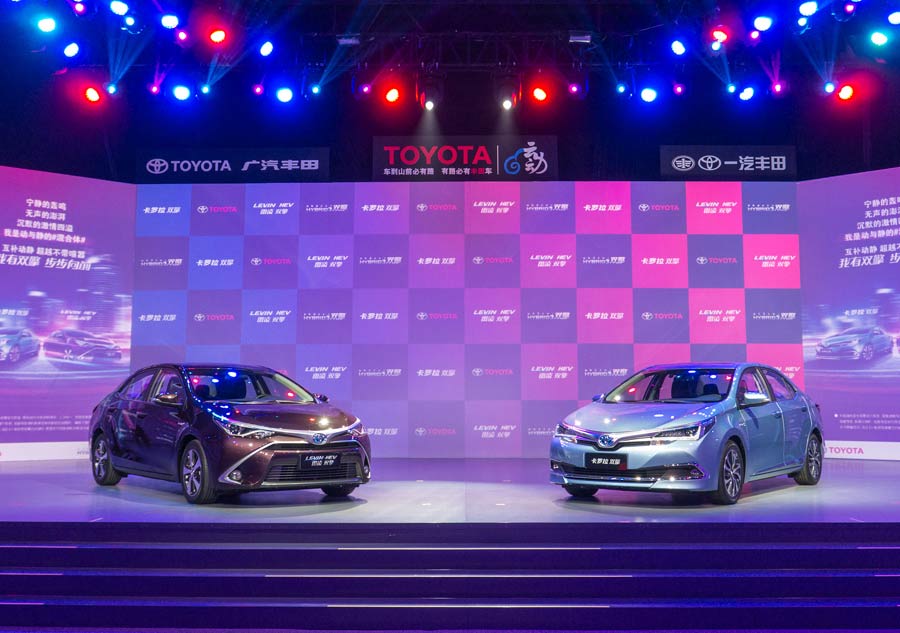 New-energy cars power up Shanghai auto show