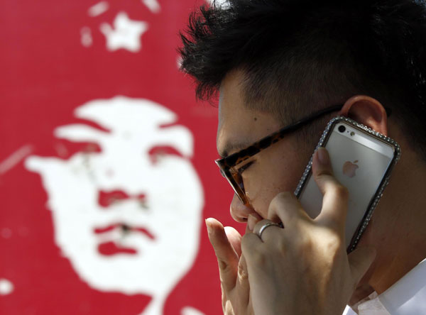Will China embrace a gold iPhone?