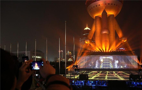 3D light show displayed in Shanghai