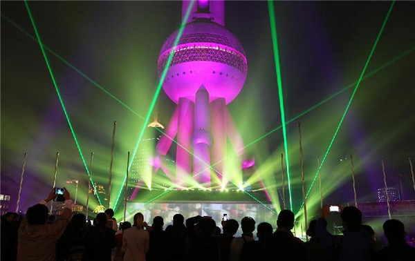 3D light show displayed in Shanghai