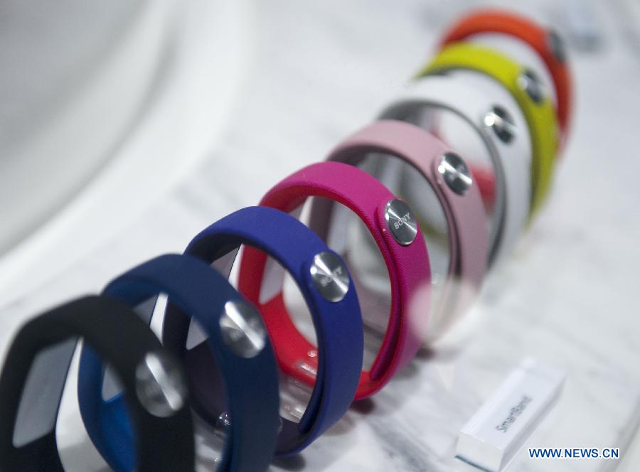 Top 10 wearable products at MWC 2014