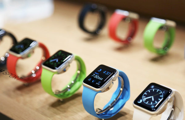 Apple unveiled first wearable watch