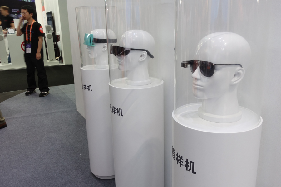 Electronics expo opens in Shanghai