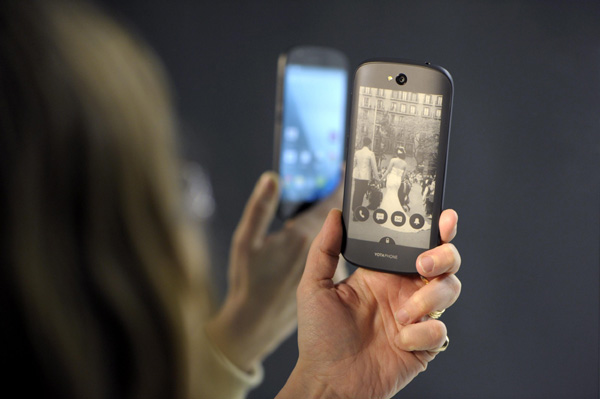 YotaPhone to incorporate Chinese tech