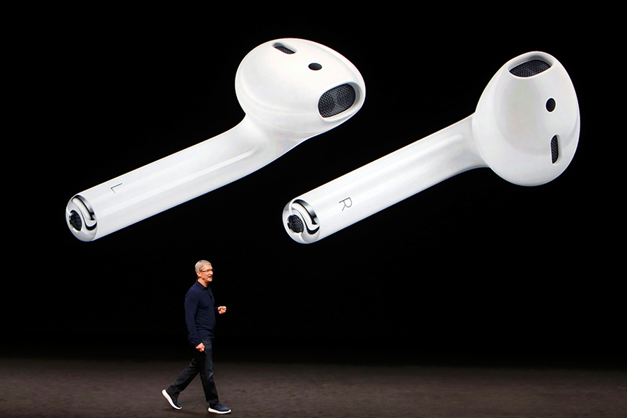 Apple unveils new generation products