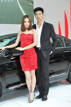 Show models at the Guangzhou auto show