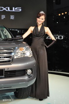 Show models at the Guangzhou auto show