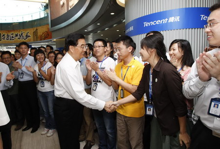 President Hu calls for innovation during Shenzhen tour