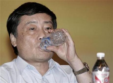 Drinks magnate tops China rich list, worth $12b