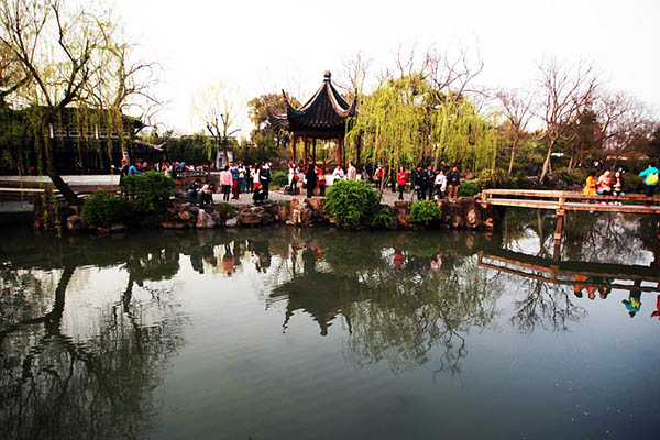 Top 10 tourist cities on Chinese mainland