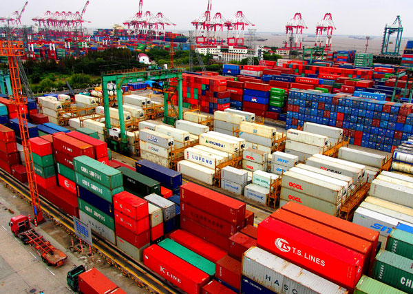 China's foreign trade weathers storm of fluctuation