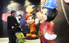 Disney looks to tap Chinese spending power