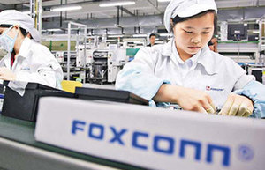 Foxconn wages new kind of 'war'