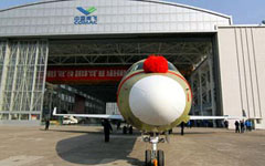 Big piece of first Chinese jetliner completed