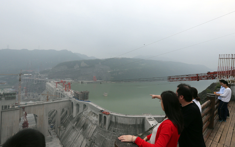 Xiangjiaba hydropower station starts operating
