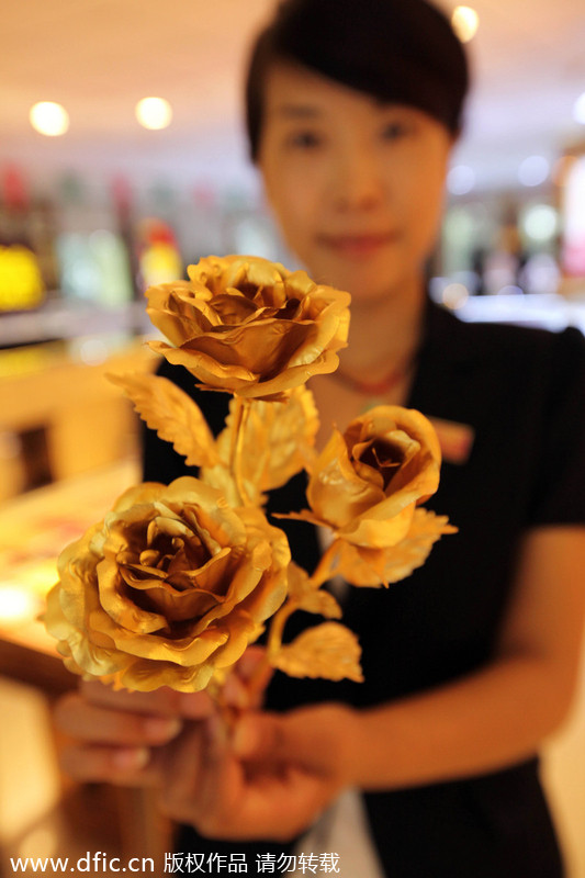 Merchants gear up for Chinese Valentine's Day