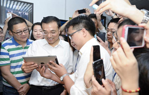 Xi stresses innovation to drive economic transition