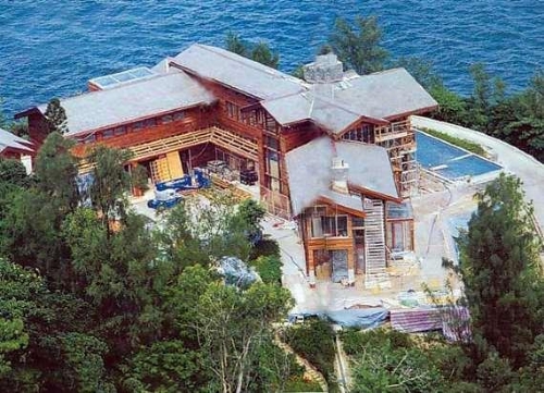 Top 10 luxury houses in Asia