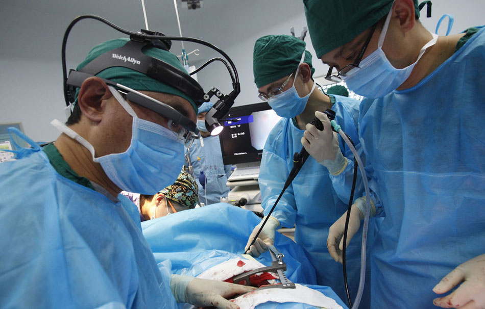 Chinese hospital uses Google Glass in surgery