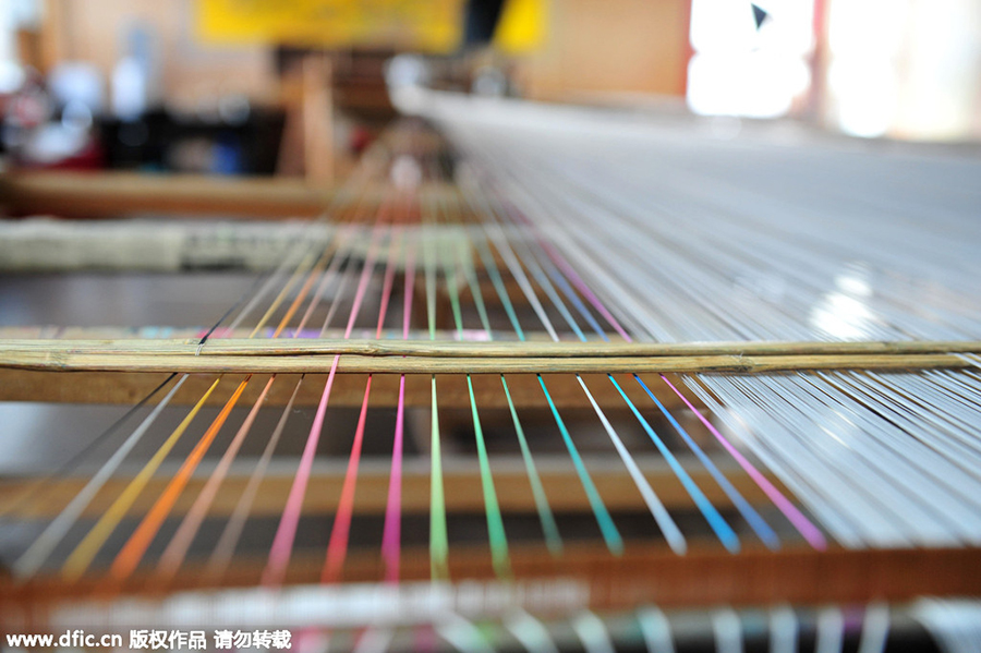 Traditional weaving skill sees revival
