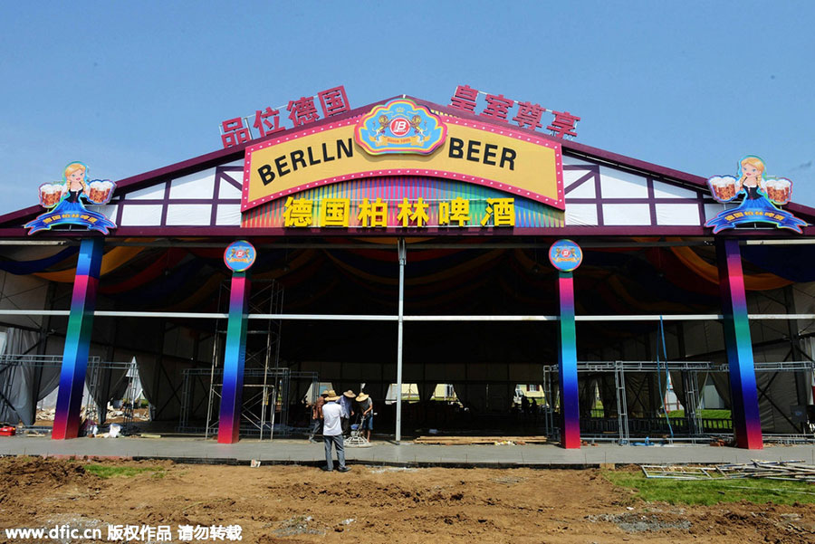 Qingdao gets ready for huge beer festival in China