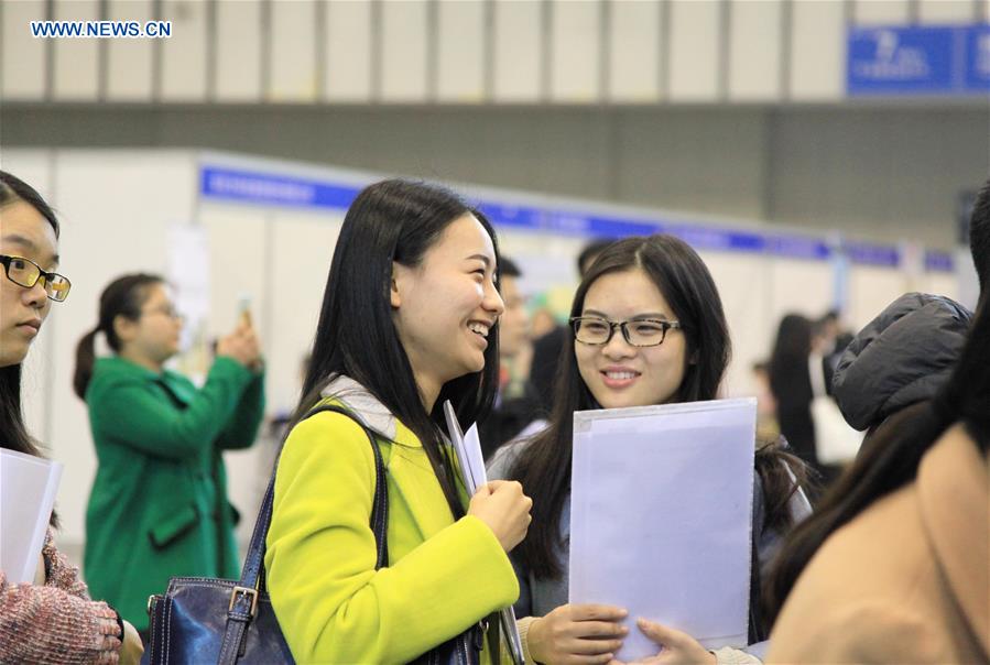Job fair for graduates held in China's Nanjing