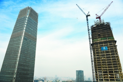 China World Trade Center tops out highest tower