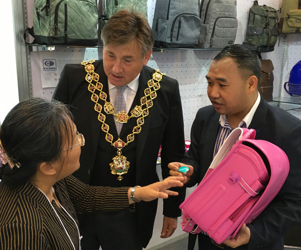 Birmingham Fair sees record number of Chinese exhibitors