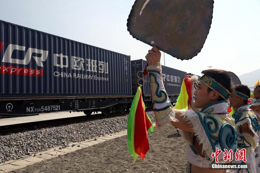 China Railway Express takes Tibetan products to Europe