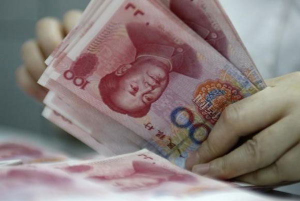 Chinese yuan strengthens to 6.9042 against US dollar Monday