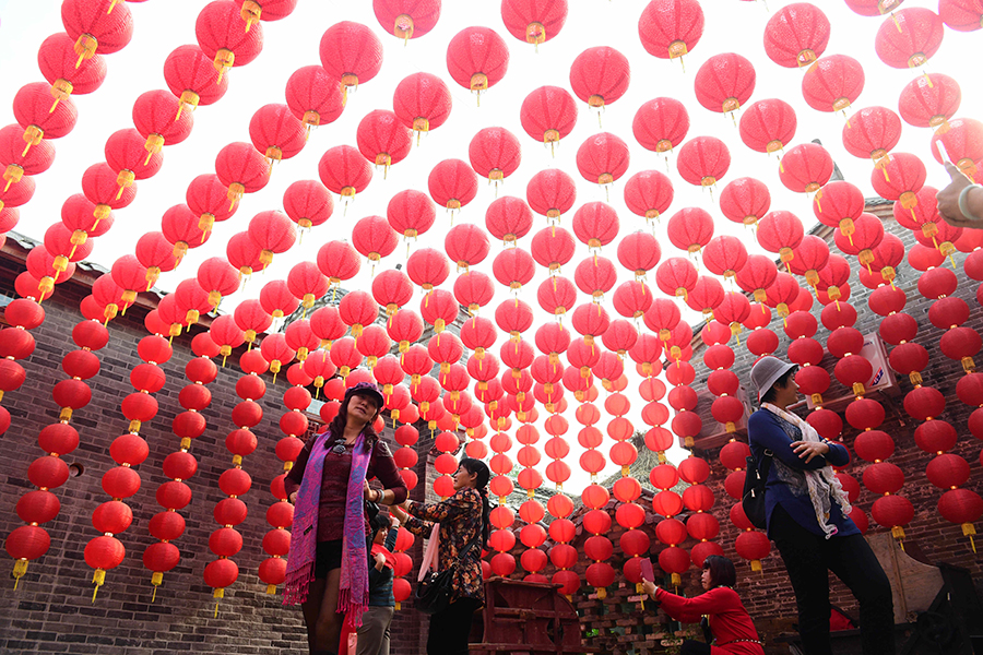 Preparations for Lunar New Year in full swing