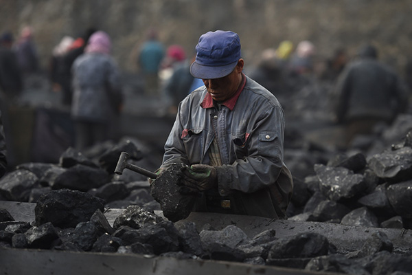 12 provincial regions vow to reduce excess coal production