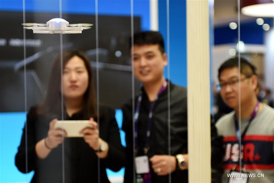 Robots, AI, drones launch mobile internet event in Beijing