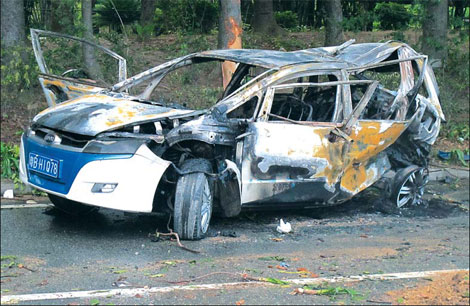 Concerns on electric cars after fiery crash