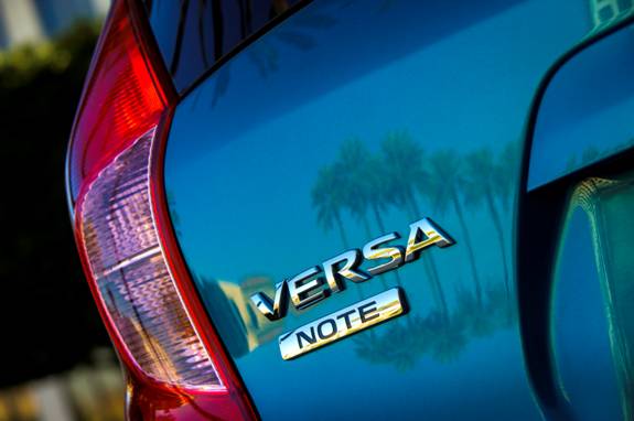 Nissan unveils 2014 Versa Note at at N. America auto show