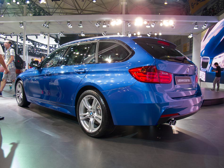 New BMW 3 Series wagon China debut