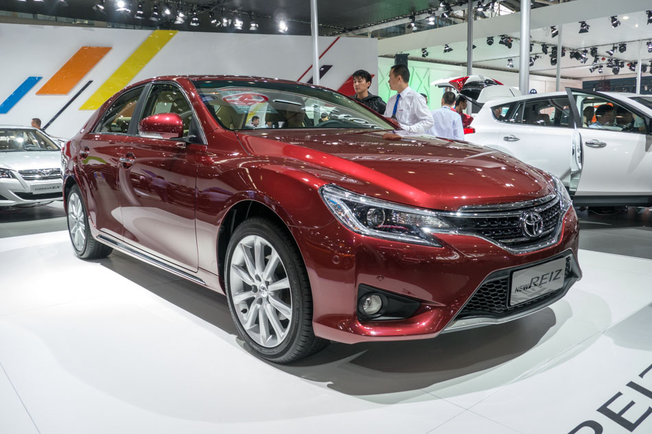 Toyota's new Reiz debuts at 2013 Auto Guangzhou