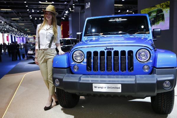 China urges Chrysler to address Jeep Wrangler fire risk