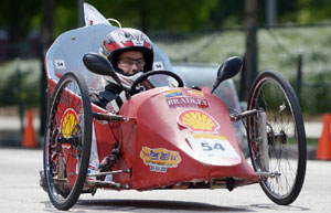From waste container to fastest skipcar on earth