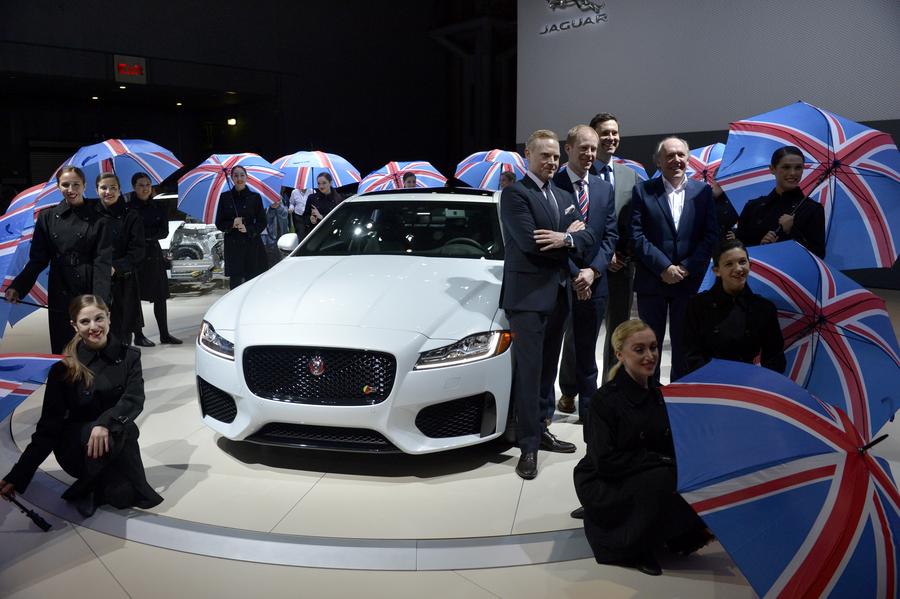 New cars dazzles 2015 New York auto show