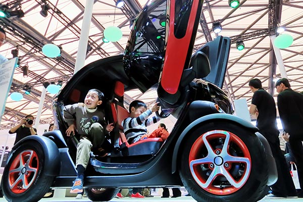 For automakers in China, 'future is now'