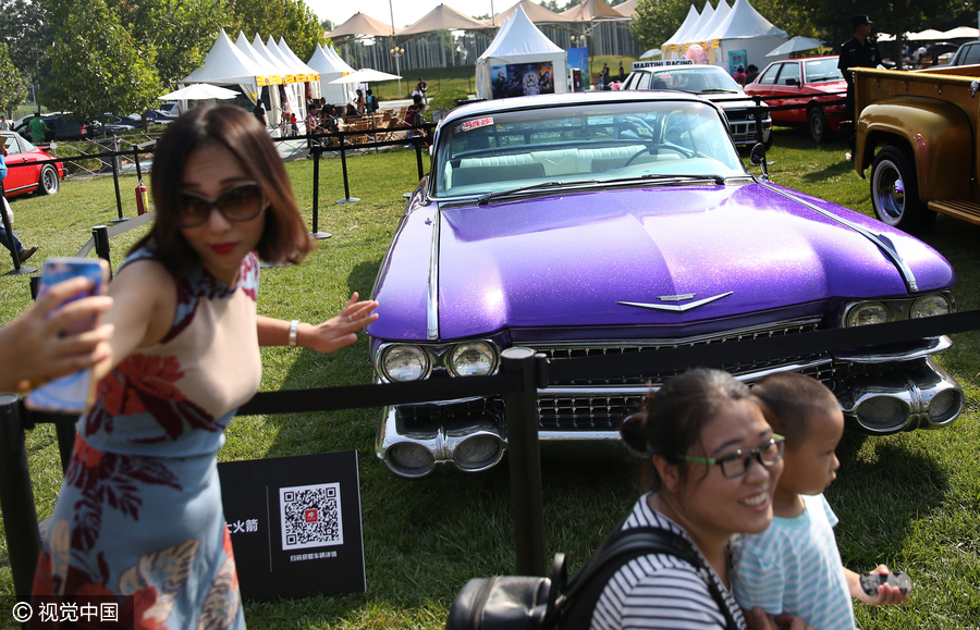 Vintage vehicle fair held in Beijing