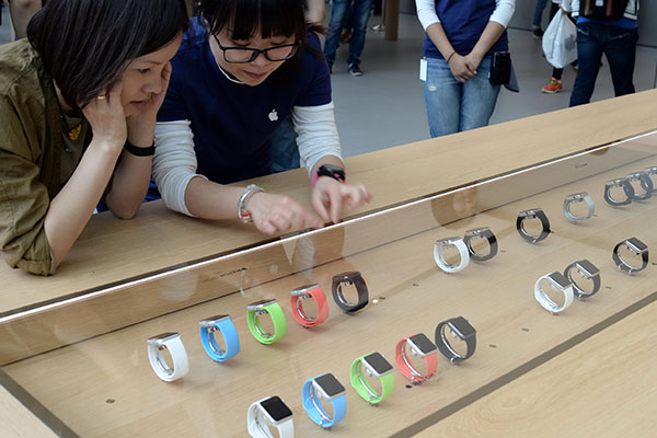 Apple takes a bite of wearables pack, Xiaomi targets lower end