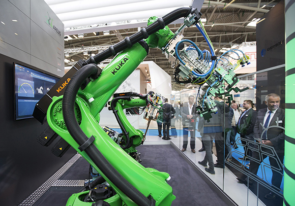 Midea to own over 50% of German robotics maker Kuka