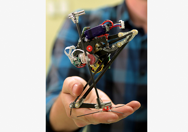 High-jumping robot could aid rescue efforts