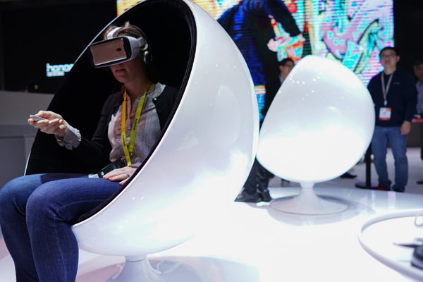 Chinese tech companies sweep into CES show