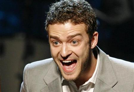 Justin Timberlake Marks Return at 2013 Grammy Awards