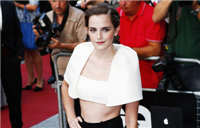 Emma Watson splits from boyfriend